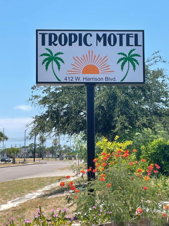 Tropic Motel Aransas Pass Exterior photo